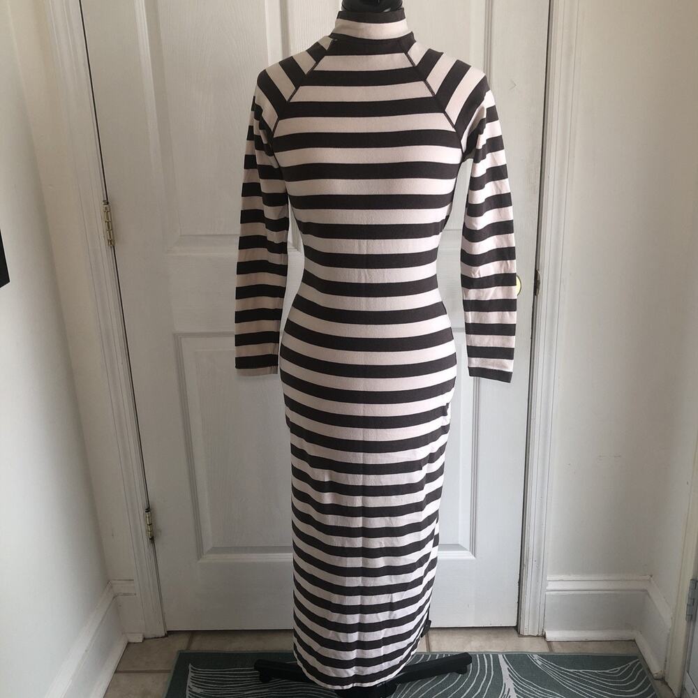 Vtg Y2K Maxi Dress Sz SM Brown cream Stretch mock neck Parisian girl French girl